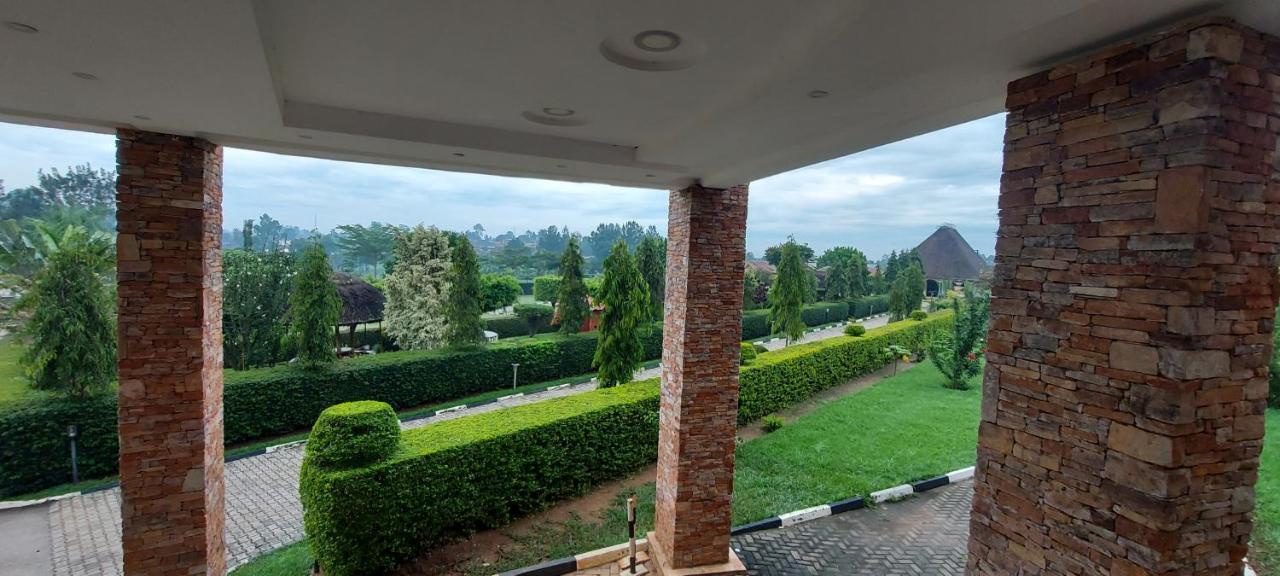 Asamar Country Resort Mbarara Exterior foto